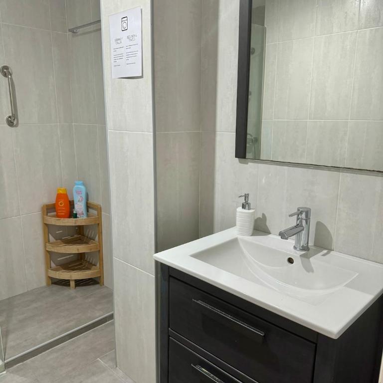La Carolina Marbella Pool View Studio - Loft - 22