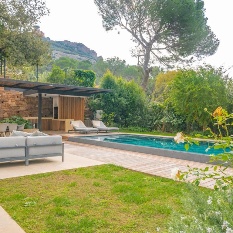 Superbe villa contemporaine à Saint-Raphaël à 200 m de la mer - Villa mit privatem Pool - 19
