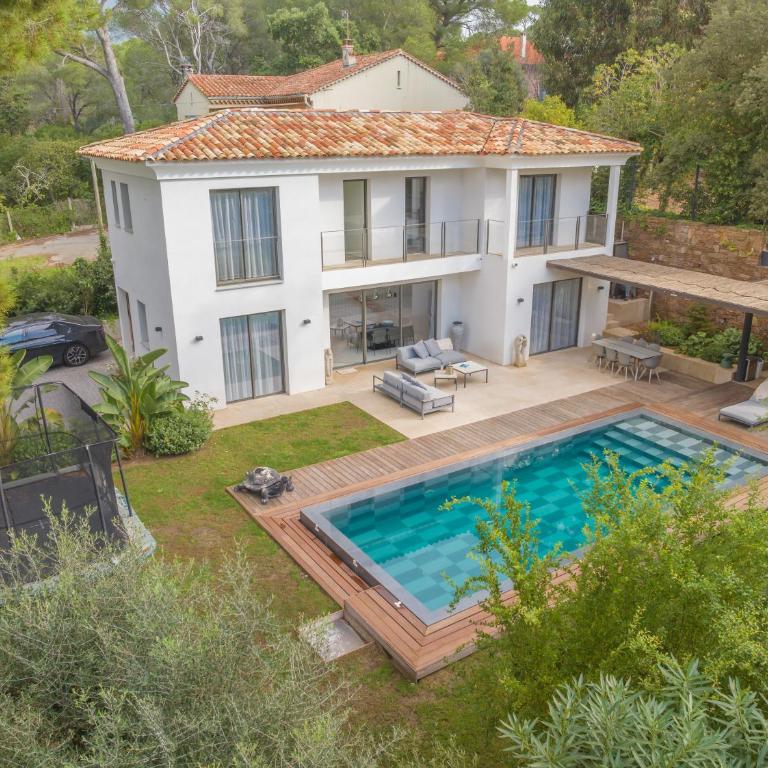 Superbe villa contemporaine à Saint-Raphaël à 200 m de la mer - Villa mit privatem Pool - 17