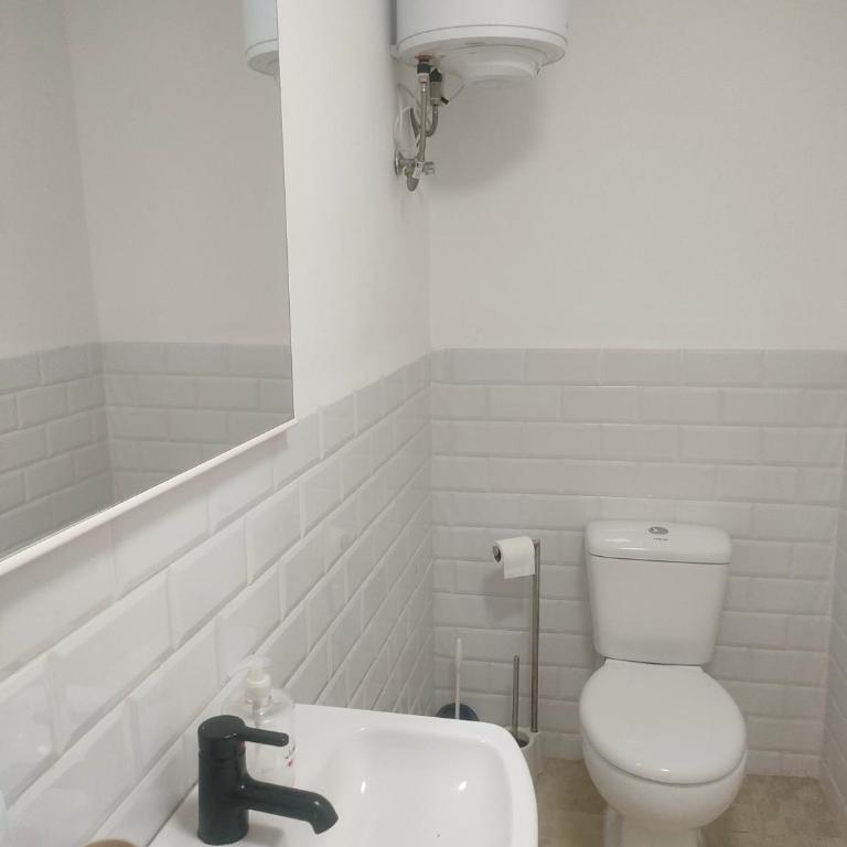 Alba 2 apartamento y Alba 3 habitación con baño - Habitación Doble con baño - 2 camas - 4