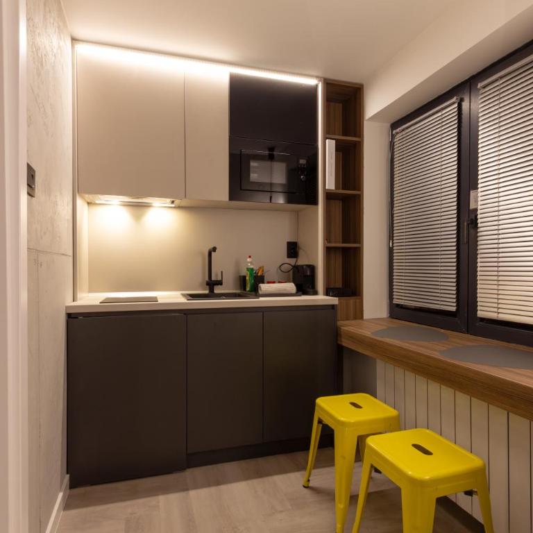 Open Space - One-Bedroom Apartment - 16
