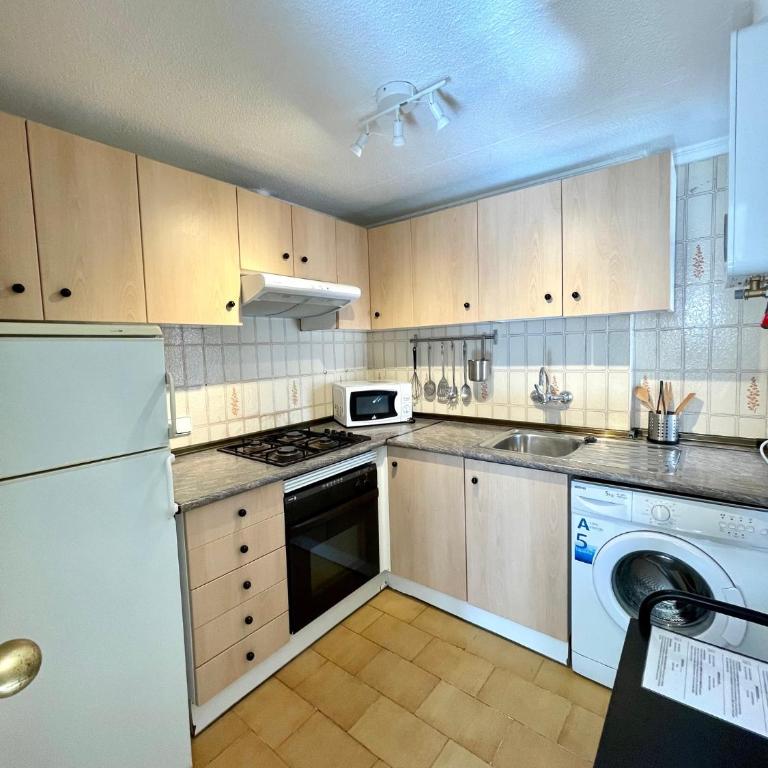 Edimar Aloturin Benidorm - Apartamento de 3 dormitorios - 9