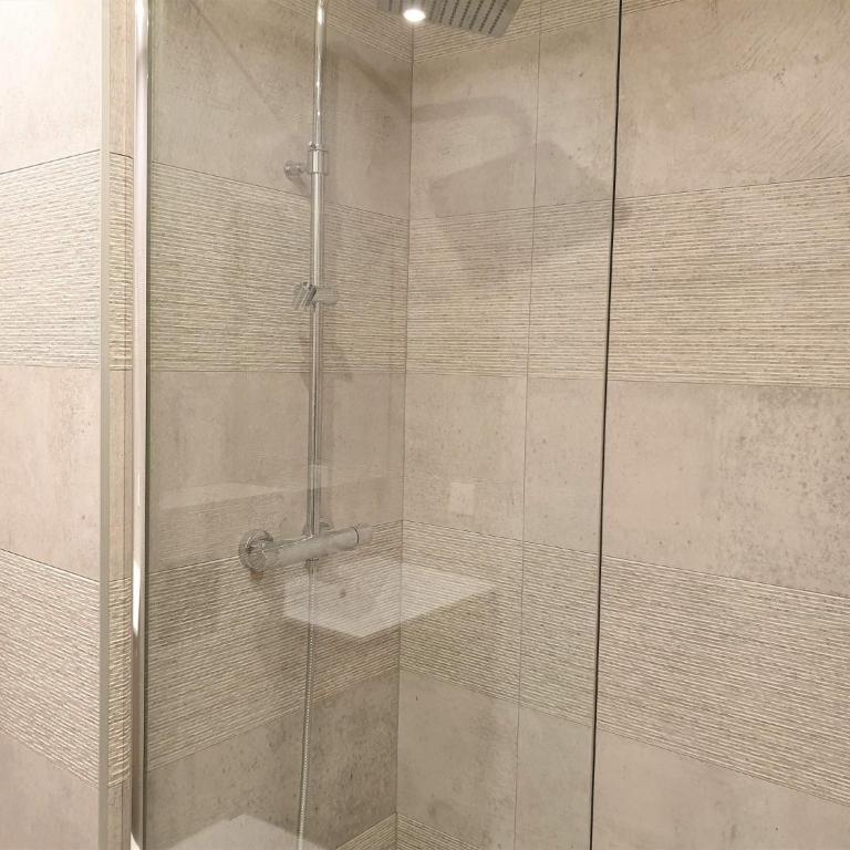 Hypercentre lamartine 104 - Appartement - 11