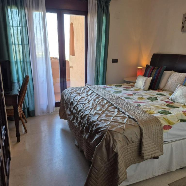 El Soto de Marbella Onsite Golf-Tennis-Padel-Gym GF 2 Bed 2 Bath Apartment P2B-P14 - Apartamento con vistas a las montañas - 31