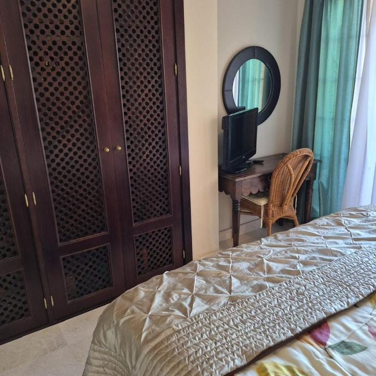 El Soto de Marbella Onsite Golf-Tennis-Padel-Gym GF 2 Bed 2 Bath Apartment P2B-P14 - Apartamento con vistas a las montañas - 55