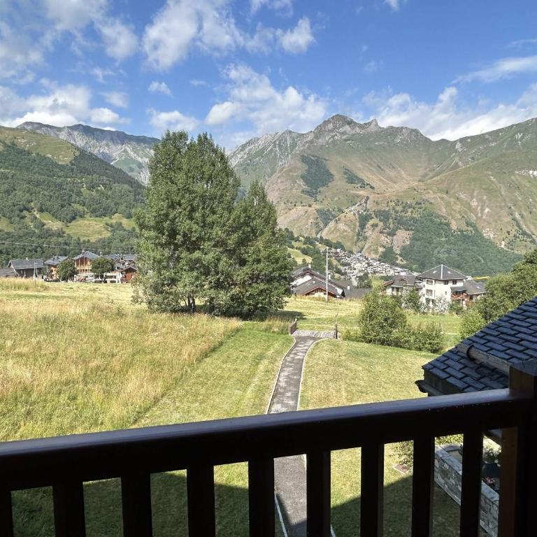Spacieux appartement 8p avec piscine, spa, et parking, proche des pistes - Appartement 3 Chambres - 12