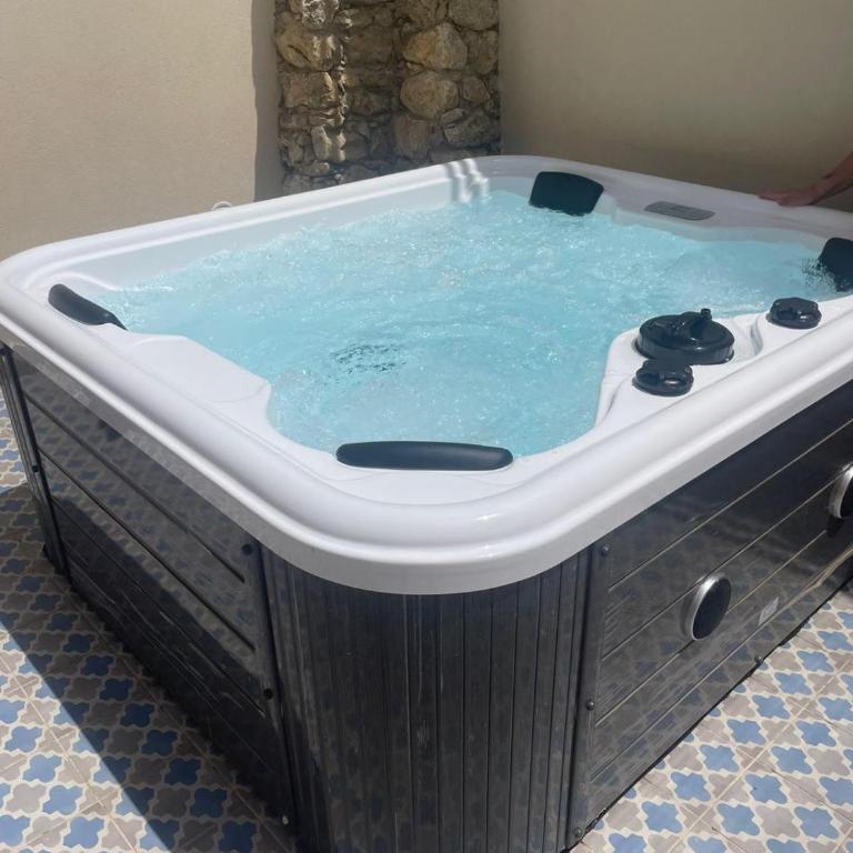 Limonaia Luxury Villa - Chambre Lit King-Size avec Baignoire Spa - 7