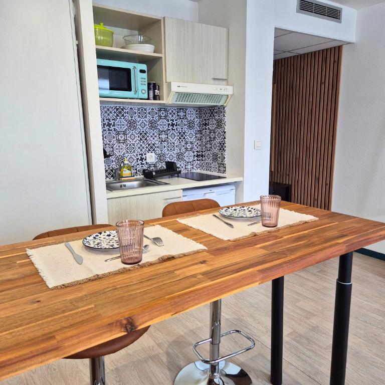 Sérénité - Spacieux - Vue - Equipé - Appartement 1 Chambre - 8
