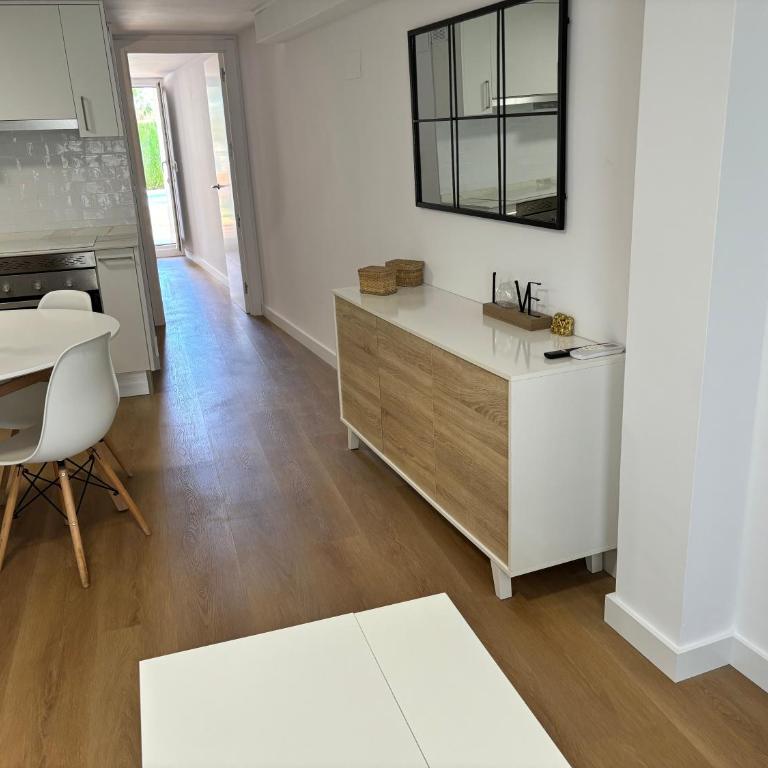 Apartamento Rabdells Olivanova 150m de la playa - Apartamento de 1 dormitorio - 15