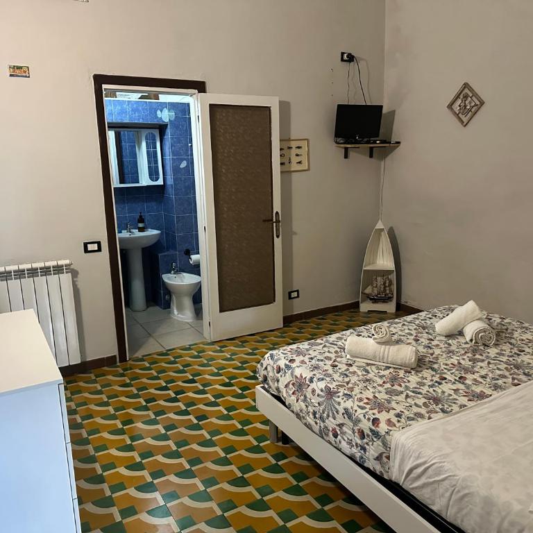 Affittacamere l'Acciuga - Double Room with Private Bathroom - 9