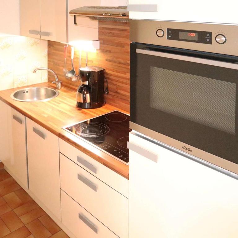 Appt skis aux pieds avec parking, balcon, 4 lits, animaux acceptés - FR-1-322-154 - Apartment (6 Erwachsene) - 11
