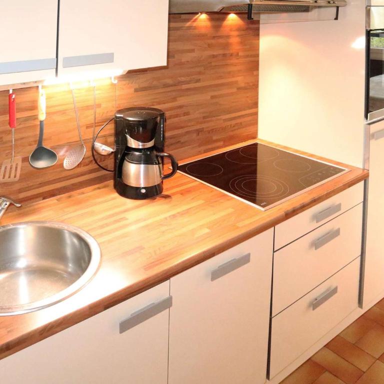 Appt skis aux pieds avec parking, balcon, 4 lits, animaux acceptés - FR-1-322-154 - Apartment (6 Erwachsene) - 12