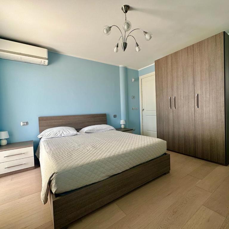 SIGIS HOUSE - Independent Apartment Sea View - Appartamento con 3 Camere da Letto - 13