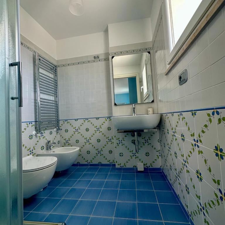 SIGIS HOUSE - Independent Apartment Sea View - Appartamento con 3 Camere da Letto - 24