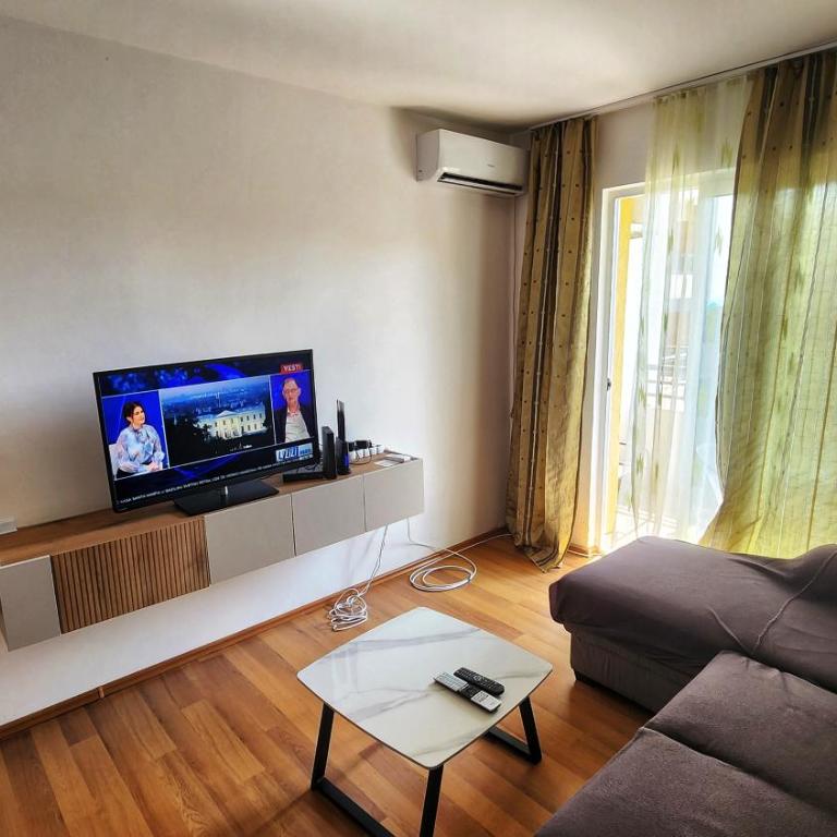 Montenegro, Bečići - One-Bedroom Apartment - 2