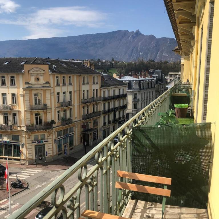 Appartement T2 52 m2 l'Ambassadeur centre-ville 1 chambre balcon - Apartamento de 3 dormitorios - 1