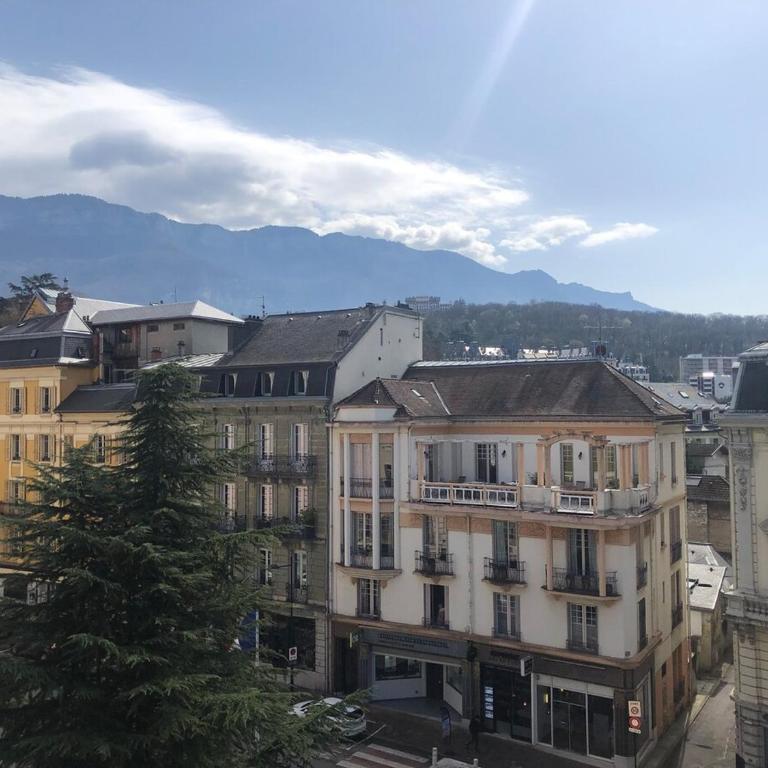Appartement T2 52 m2 l'Ambassadeur centre-ville 1 chambre balcon - Apartamento de 3 dormitorios - 22