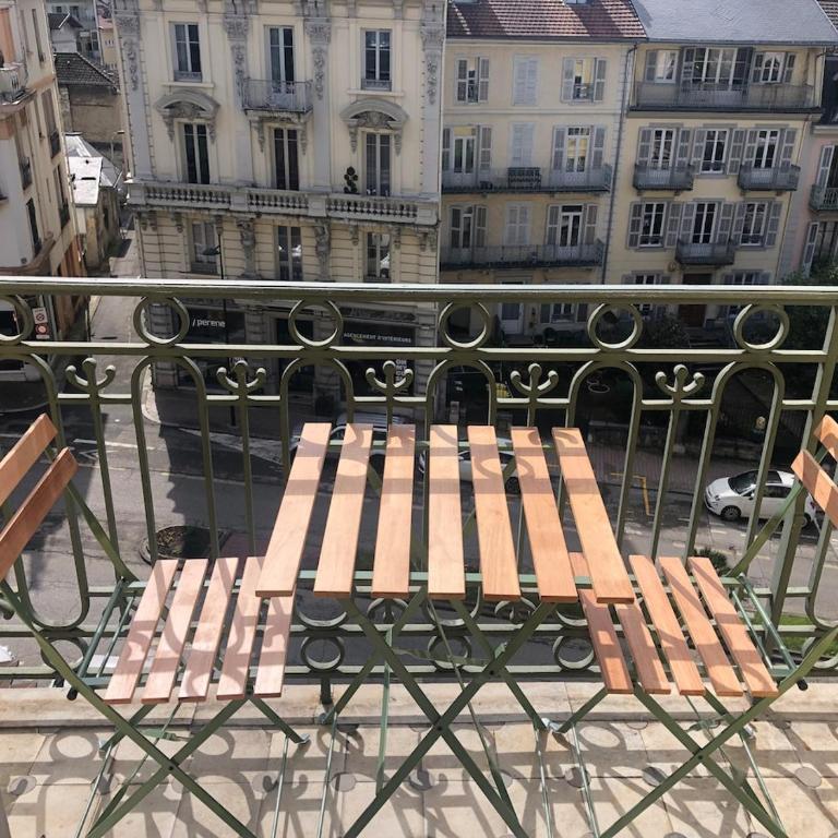 Appartement T2 52 m2 l'Ambassadeur centre-ville 1 chambre balcon - Apartamento de 3 dormitorios - 20