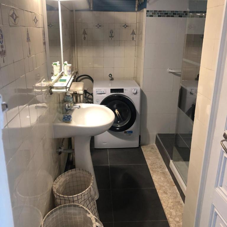Appartement T2 52 m2 l'Ambassadeur centre-ville 1 chambre balcon - Apartamento de 3 dormitorios - 16
