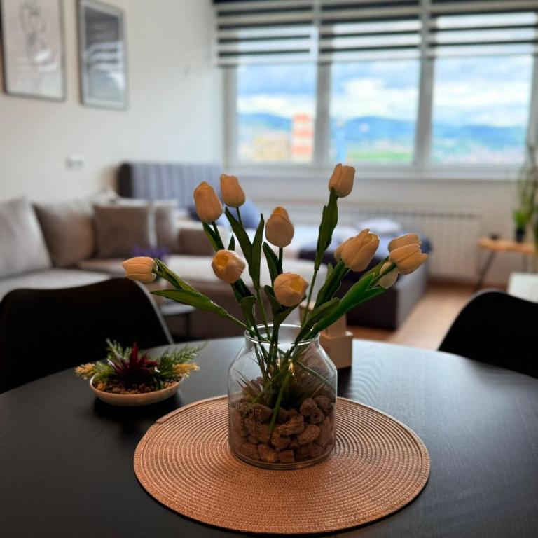 The Perle Sarajevo Tower Studio garage car park - Porodični Studio - 1