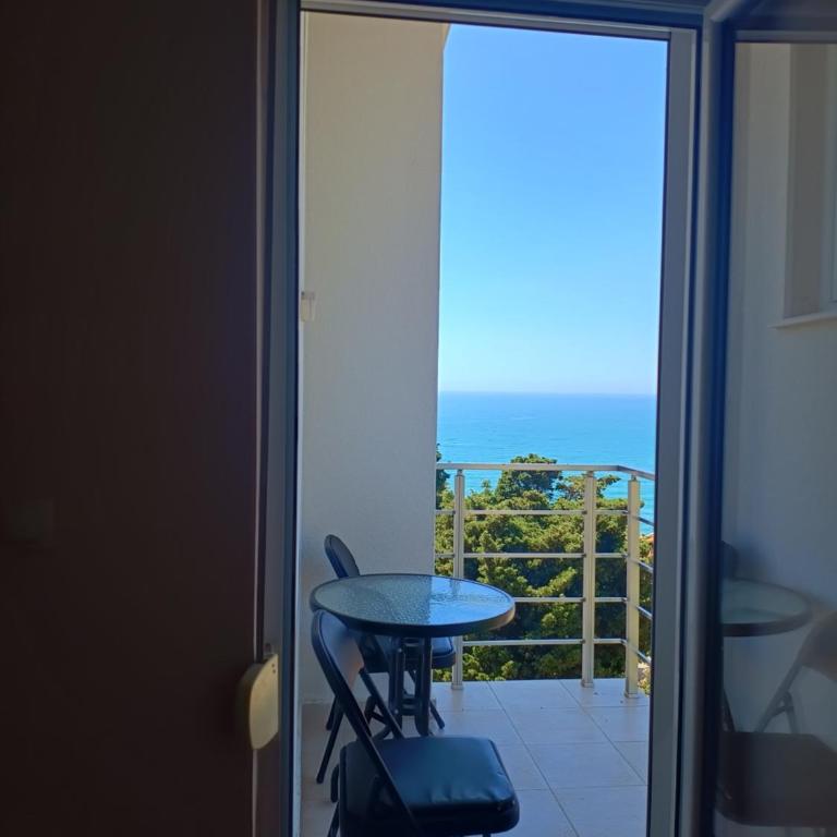 Jasmin 1 - One-Bedroom Apartment - 1