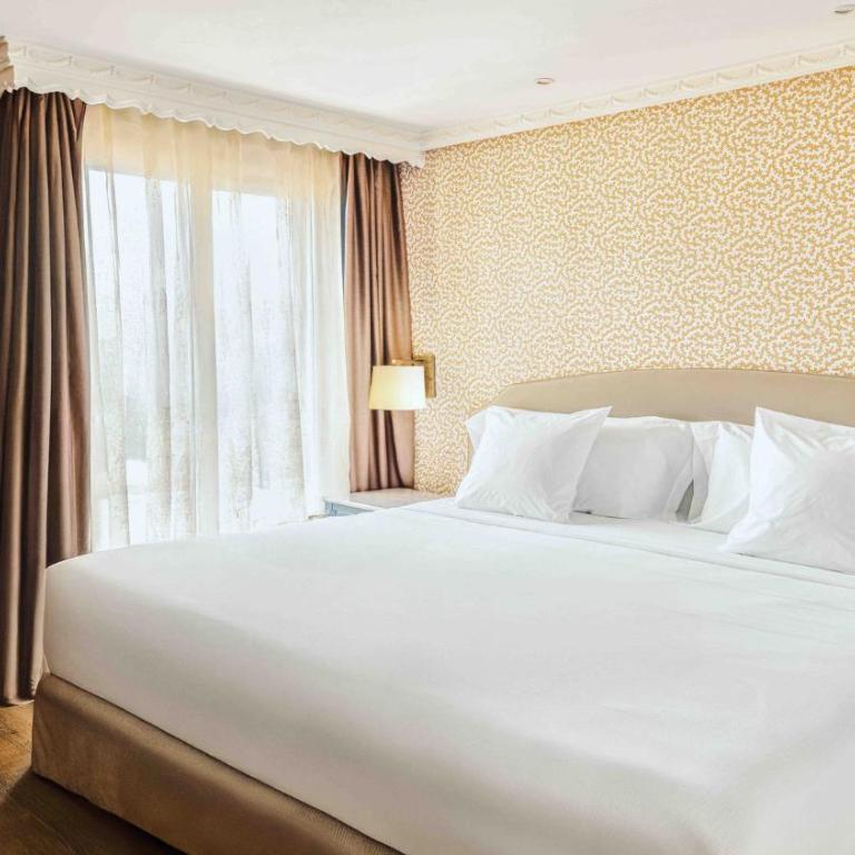 Fénix Torremolinos - Adults Only Recommended - Habitación Doble con vistas laterales al mar - 1 o 2 camas - 5