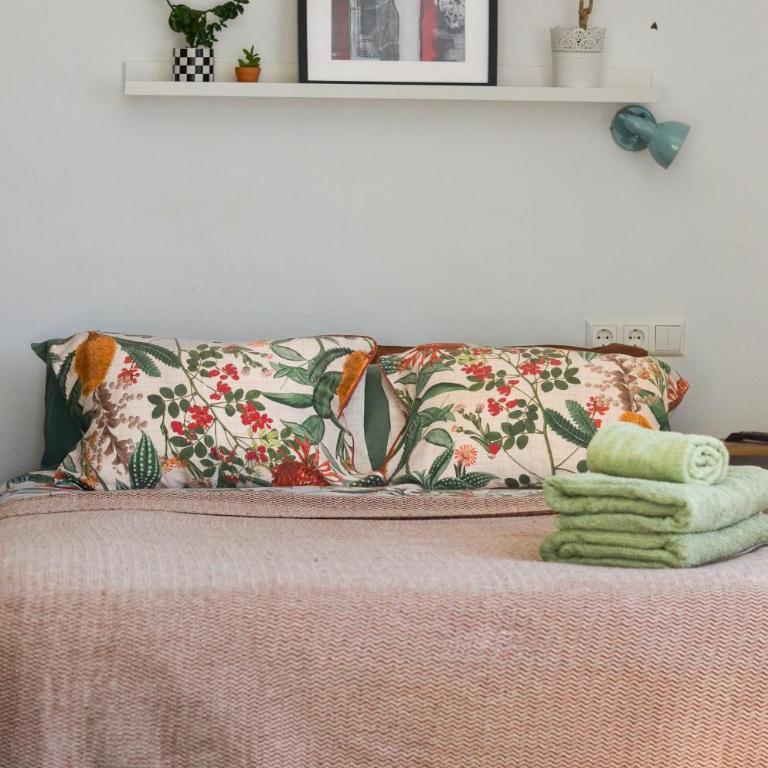 City Central Studio +Private Garden +Amazing View - Estudio con vistas a las montañas - 9