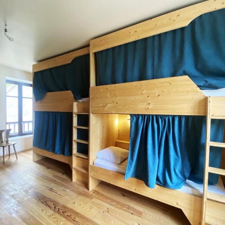 La Ruche - l'auberge qui relie - Lit Simple dans Dortoir Mixte - 1