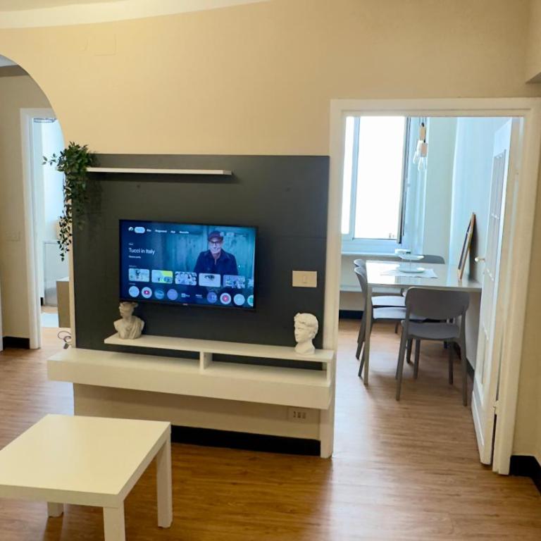La CASA del PORTO ANTICO - Appartamento con 2 Camere da Letto e Vista Città - 1