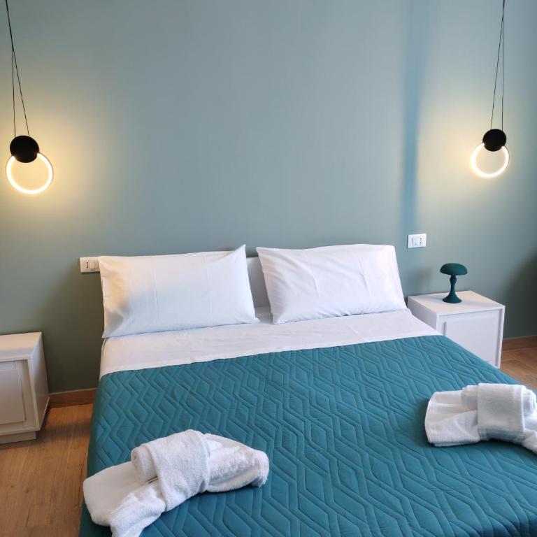 MARE Suite - King Room with Balcony - 2