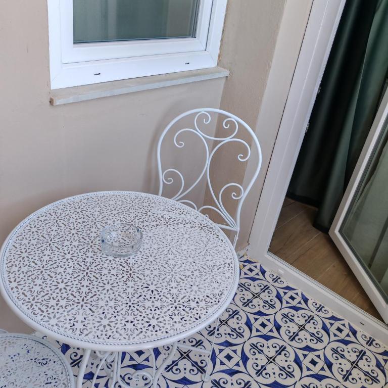 MARE Suite - King Room with Balcony - 17