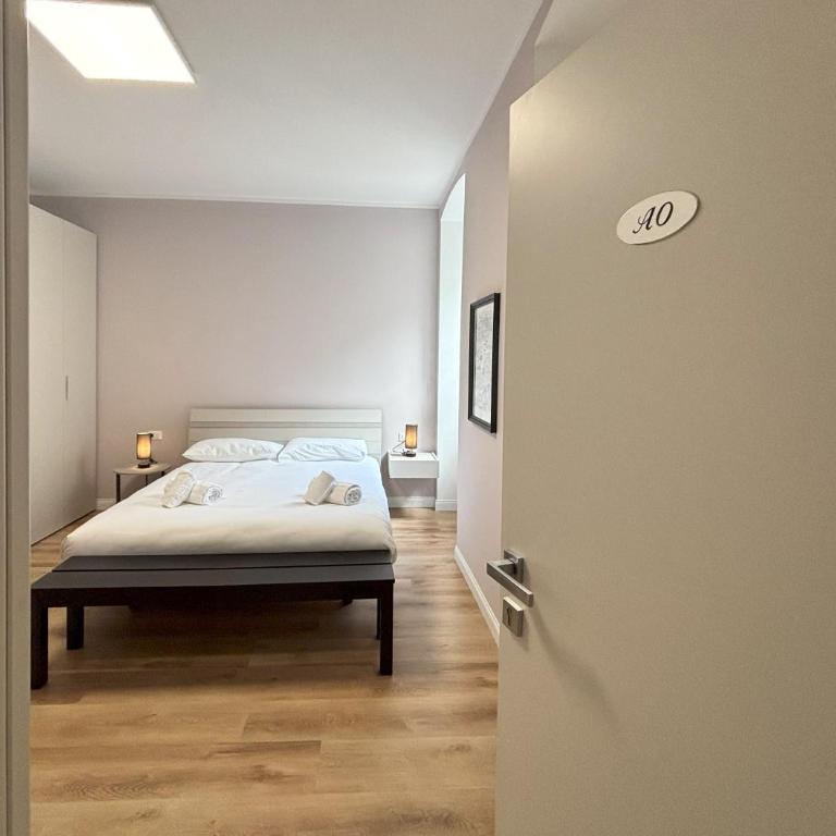Le Vele Rooms - Camera Matrimoniale con Bagno Privato - 8