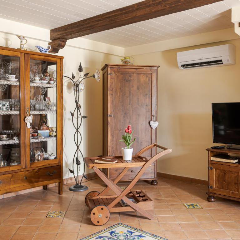 Villa Mimì between Sorrento and Positano - One-Bedroom Villa - 10