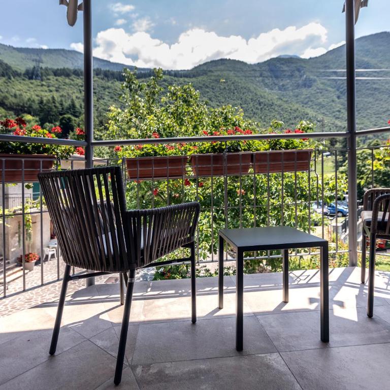 Locanda Monte Baldo - Camera Matrimoniale/Doppia con Letti Singoli con Vista Lago. - 26