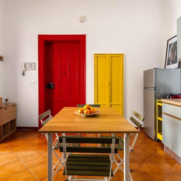 Elegant Two-Room Apartment with Balcony & Suite - Appartamento con 2 Camere da Letto - 10