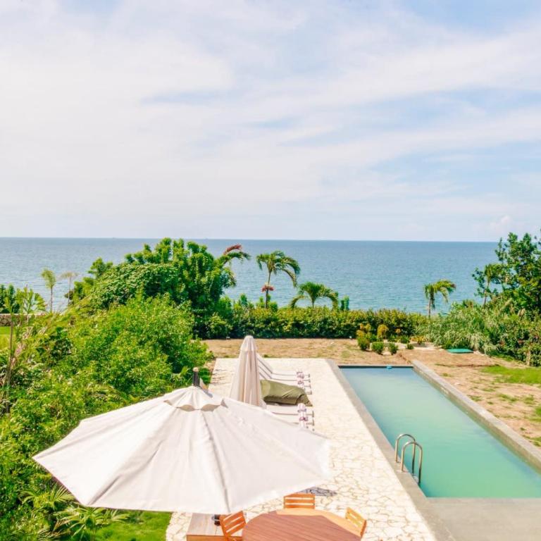 Exclusive 4BR Beach House in Tierra Bomba - Vacation Home - 2