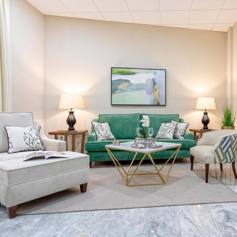 Genteel Home Plaza de las Tendillas - Three-Bedroom Apartment - 3