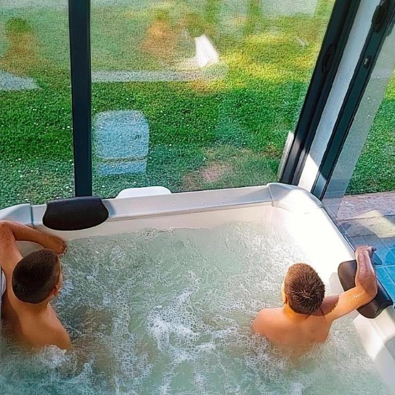 Villa PeSa with Private Pool, Jacuzzi & Sports Garden - Vila sa 2 Spavaće Sobe - 13