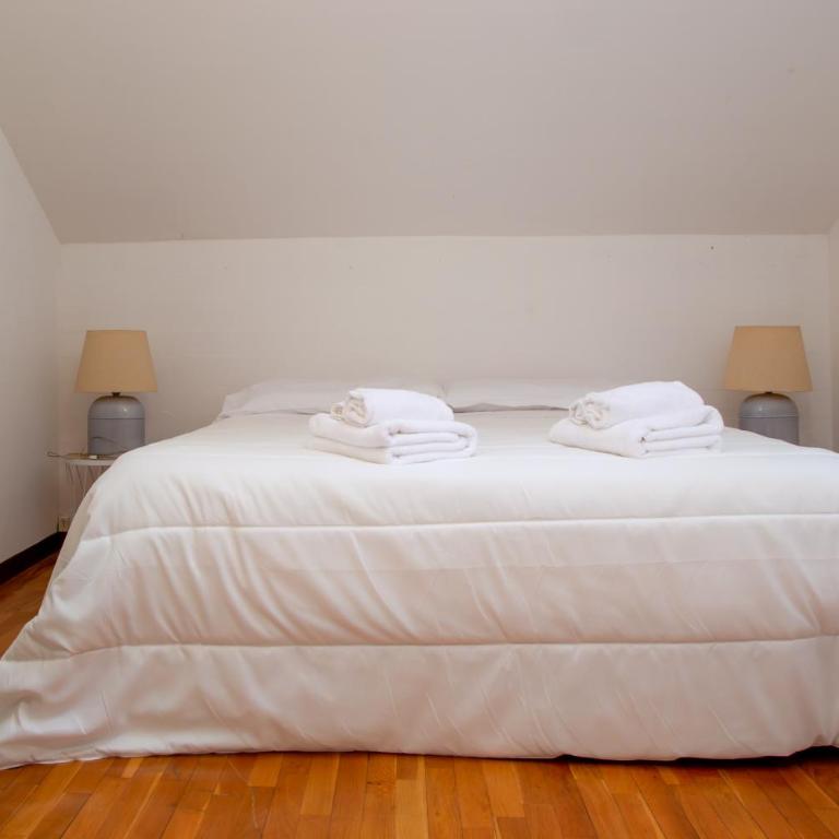 Welc-ōM Lignano swim and fun with dock view - Three-Bedroom Apartment with Harbor View - 19