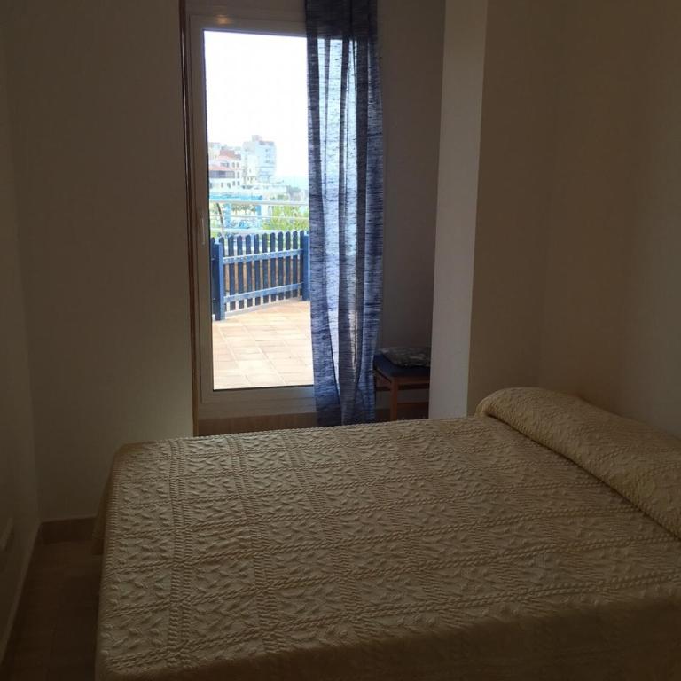 Casascostadorada Ametlla de Mar piso primera línea - Apartamento de 3 dormitorios - 9