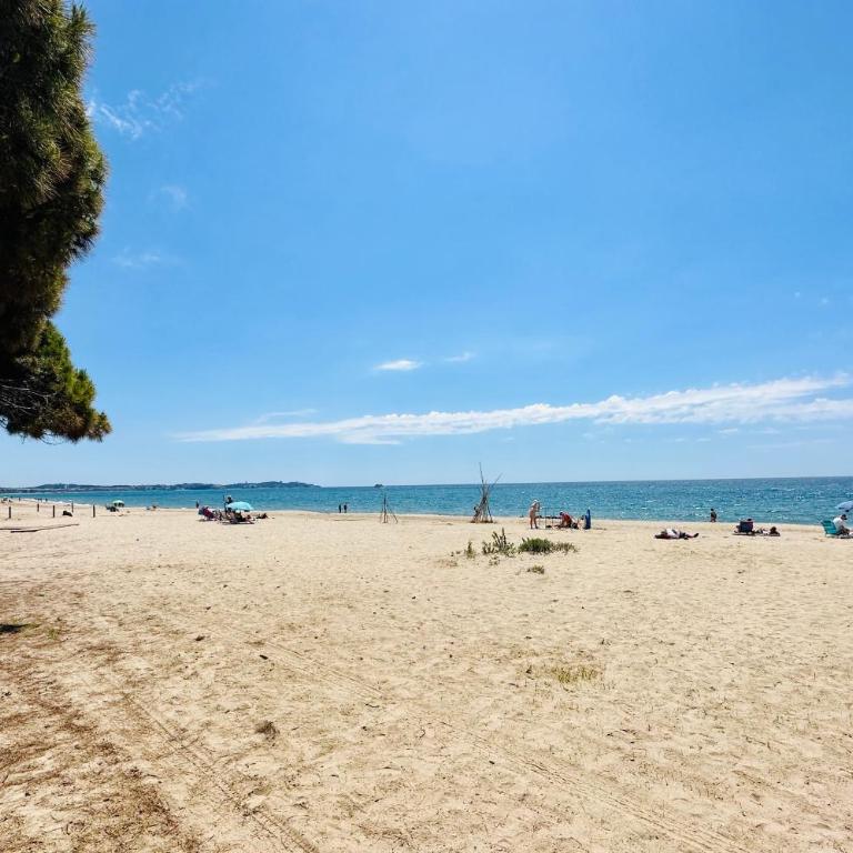 Home Ischia I Cambrils - One-Bedroom Apartment with Garden View - 20