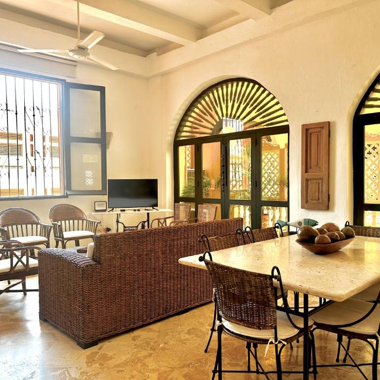 by Calamari Homes - El Porvenir 306 walled city - Two-Bedroom Apartment - 6