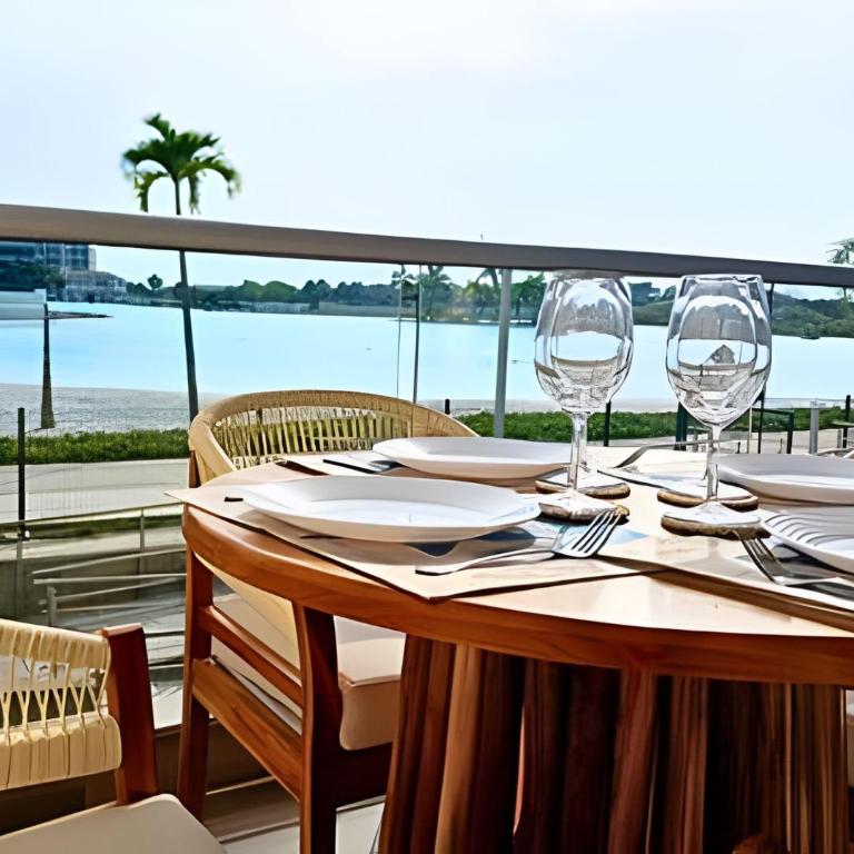Vista impresionante y cama king en Baia Kristal - Apartamento con vistas al lago - 20