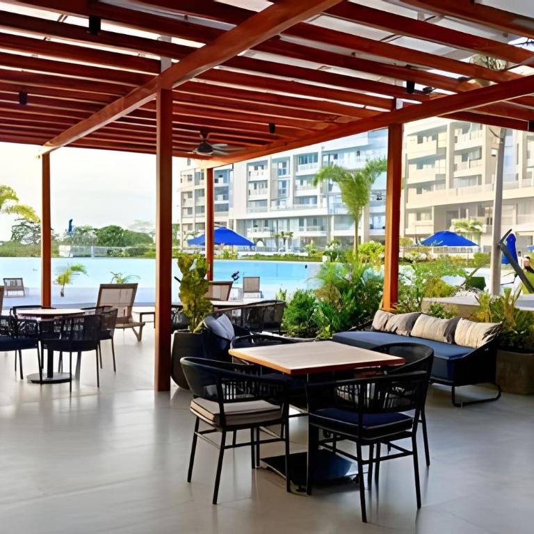 Vista impresionante y cama king en Baia Kristal - Apartamento con vistas al lago - 40
