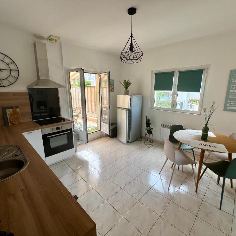 Charmant 2 pièces, terrasse 30m2 - Apartment mit 1 Schlafzimmer - 5
