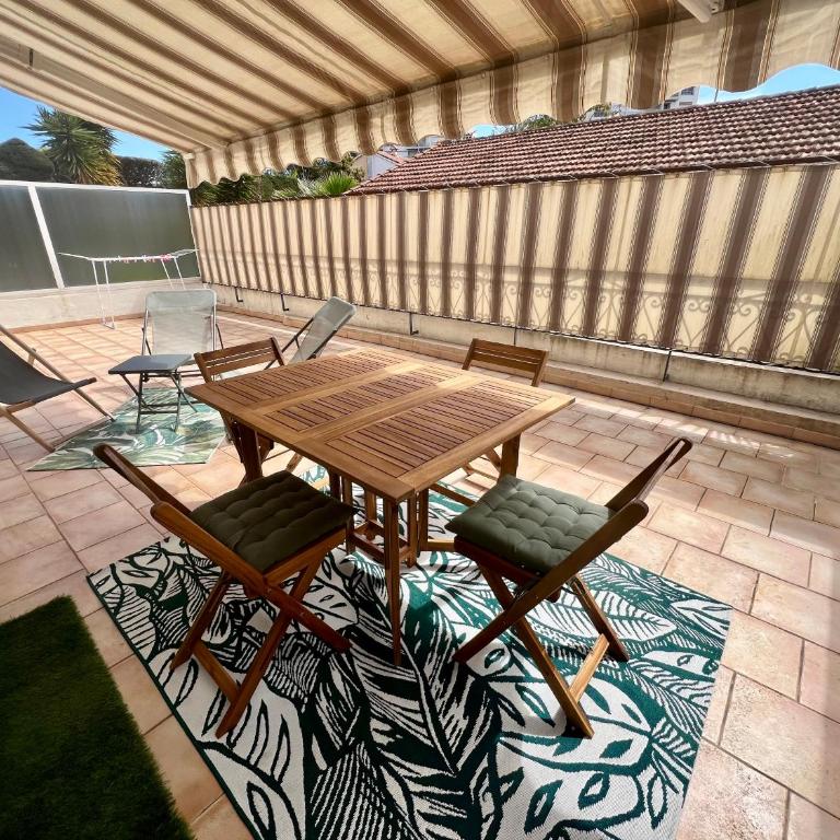 Charmant 2 pièces, terrasse 30m2 - Apartment mit 1 Schlafzimmer - 1