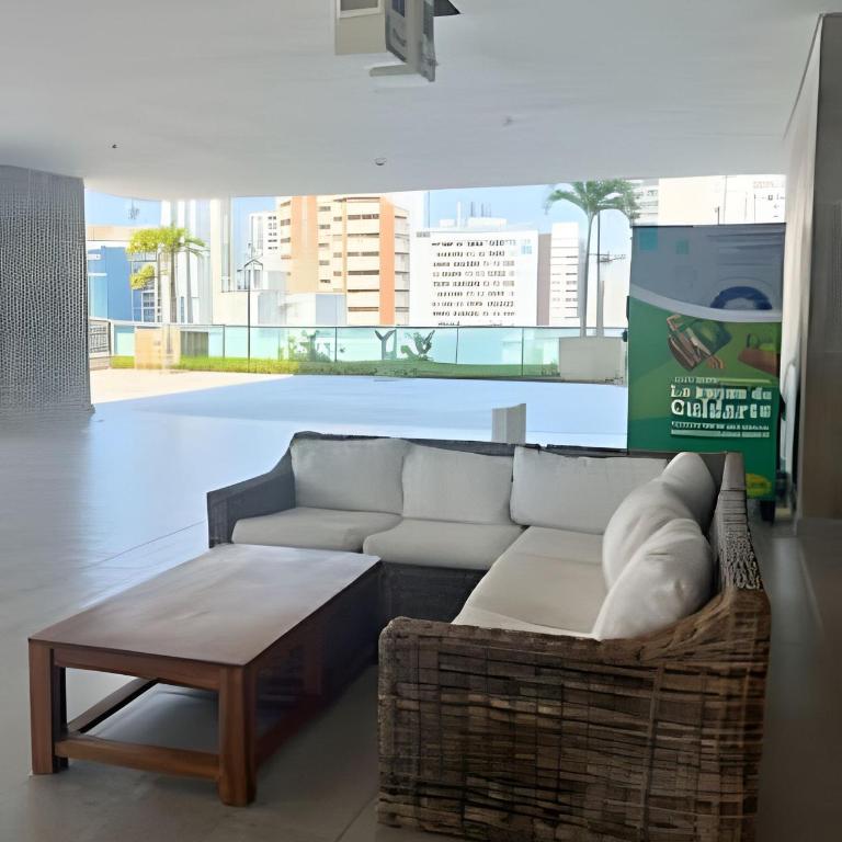 Chic Apartment Near It All - One-Bedroom Apartment with Balcony and Sea View - 27