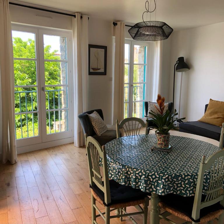 Beau T3 Solidor avec Terrasse à 50m de la mer - Appartement 2 Chambres - 8