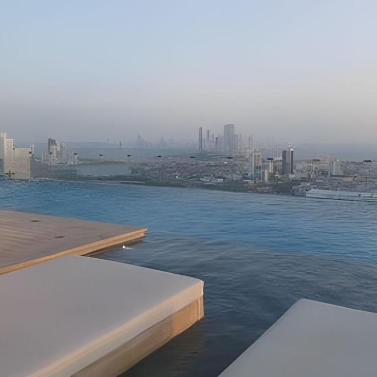 New Gem, 2B, 4 blocks from Center Amazing Views - Two-Bedroom Apartment with Bay View - 11