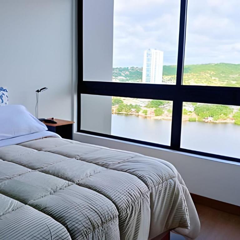 Luxury 2B, stunning View 4 Blocks from walled City - Two-Bedroom Deluxe Apartment with Harbor View - 6